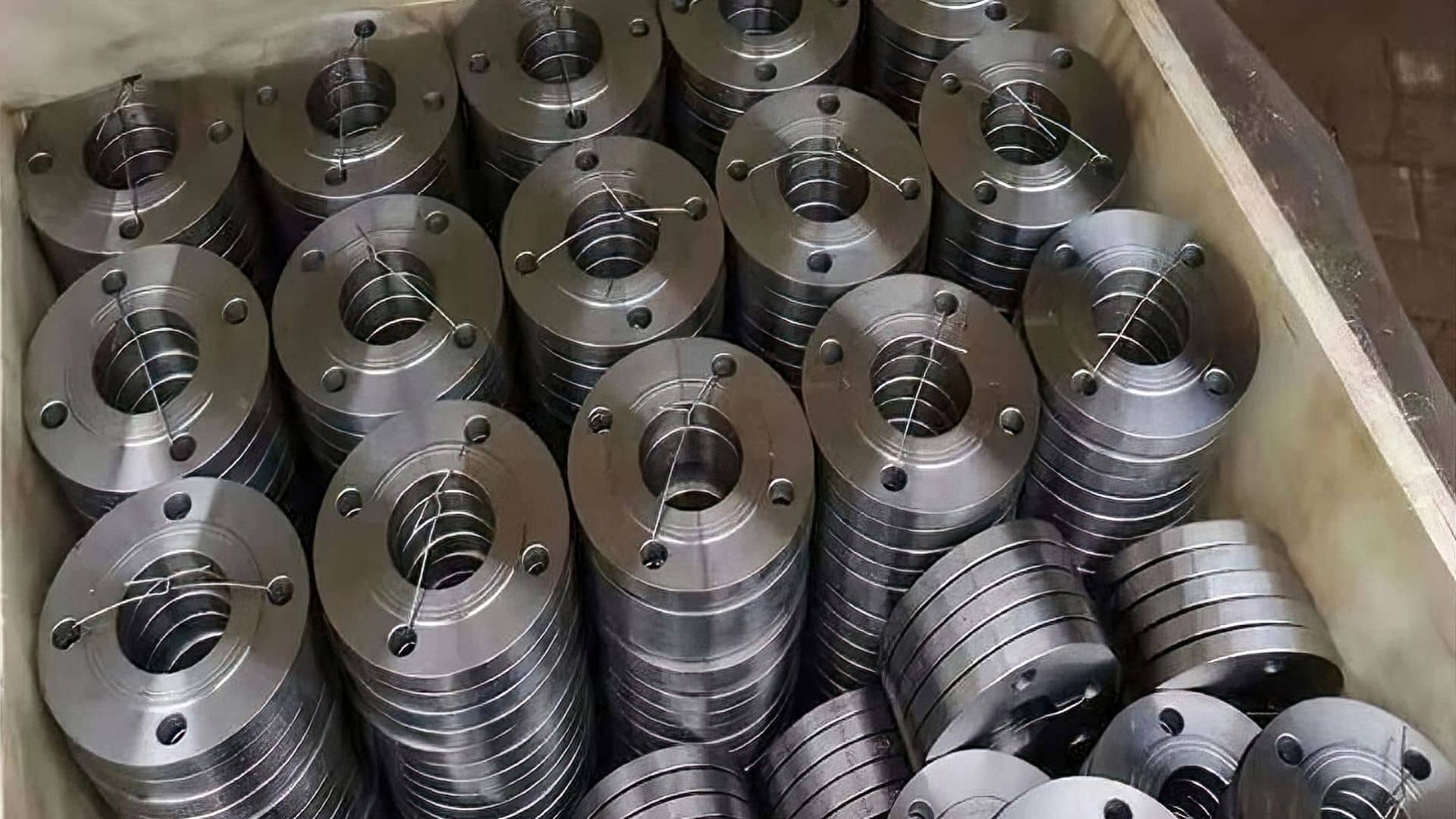 12寸对焊法兰厂家如何选择？相关因素详解